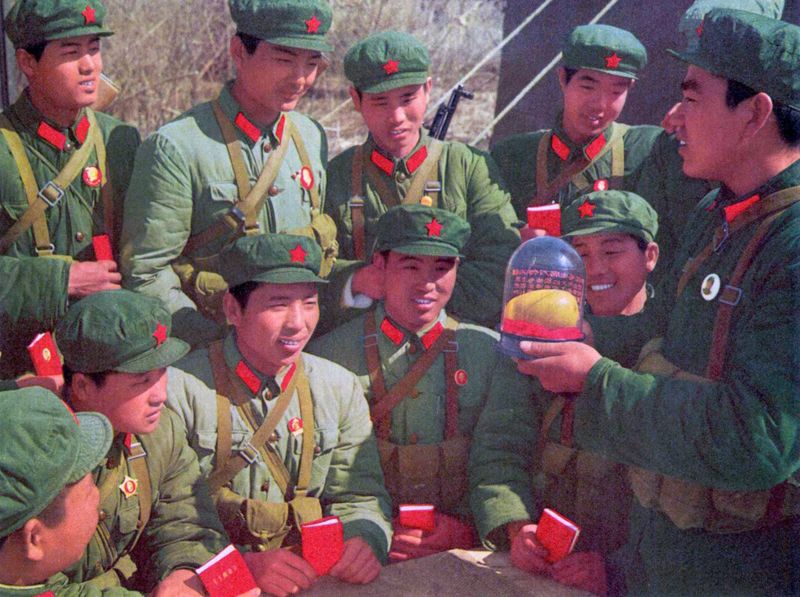 China's Curious Cult of the Mango